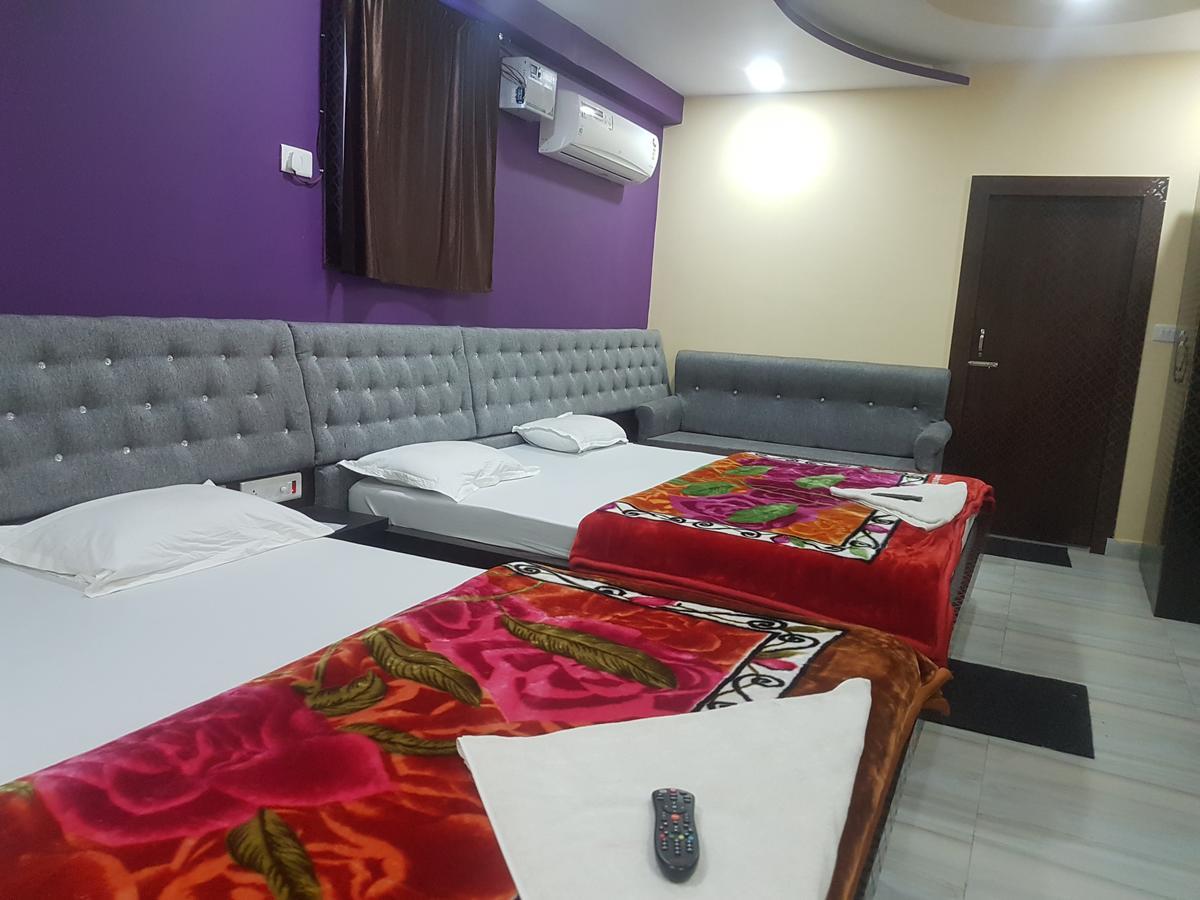 Hotel Grand Palace Gaya Extérieur photo
